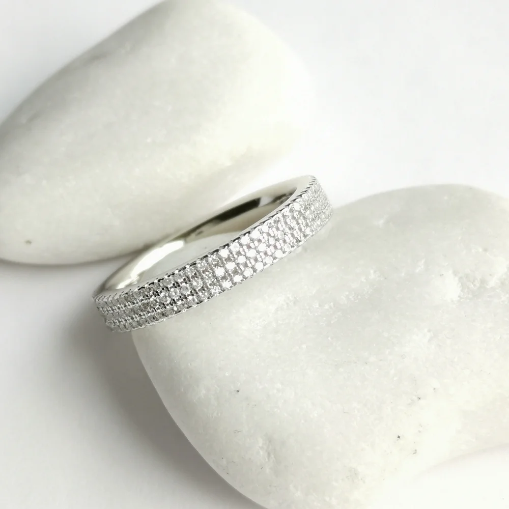 Premium eternity band ring in CZ Sterling Silver Size 9 - Picture 3 of 5